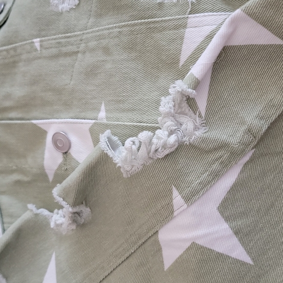 Distressed Star Print Denim Jacket - Picture 5 of 5